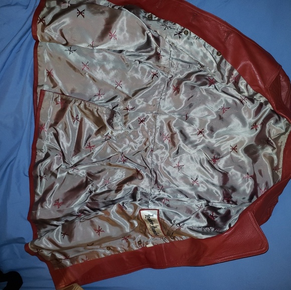Red leather jacket - Picture 4 of 4